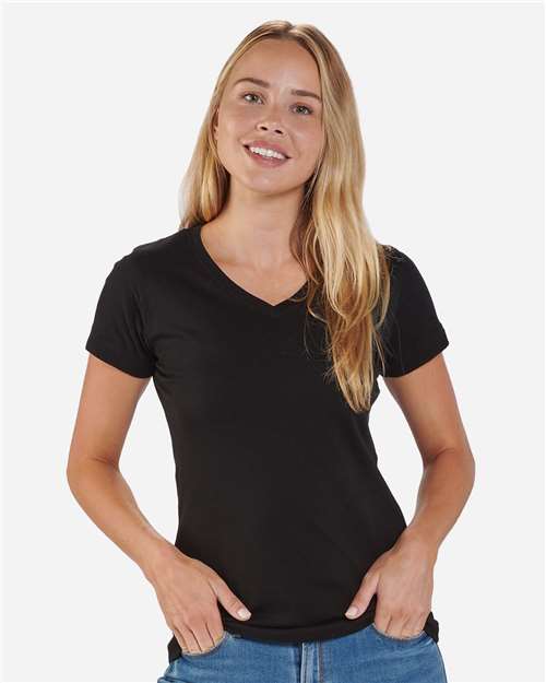 Boxercraft Women's V-Neck T-Shirt in Black