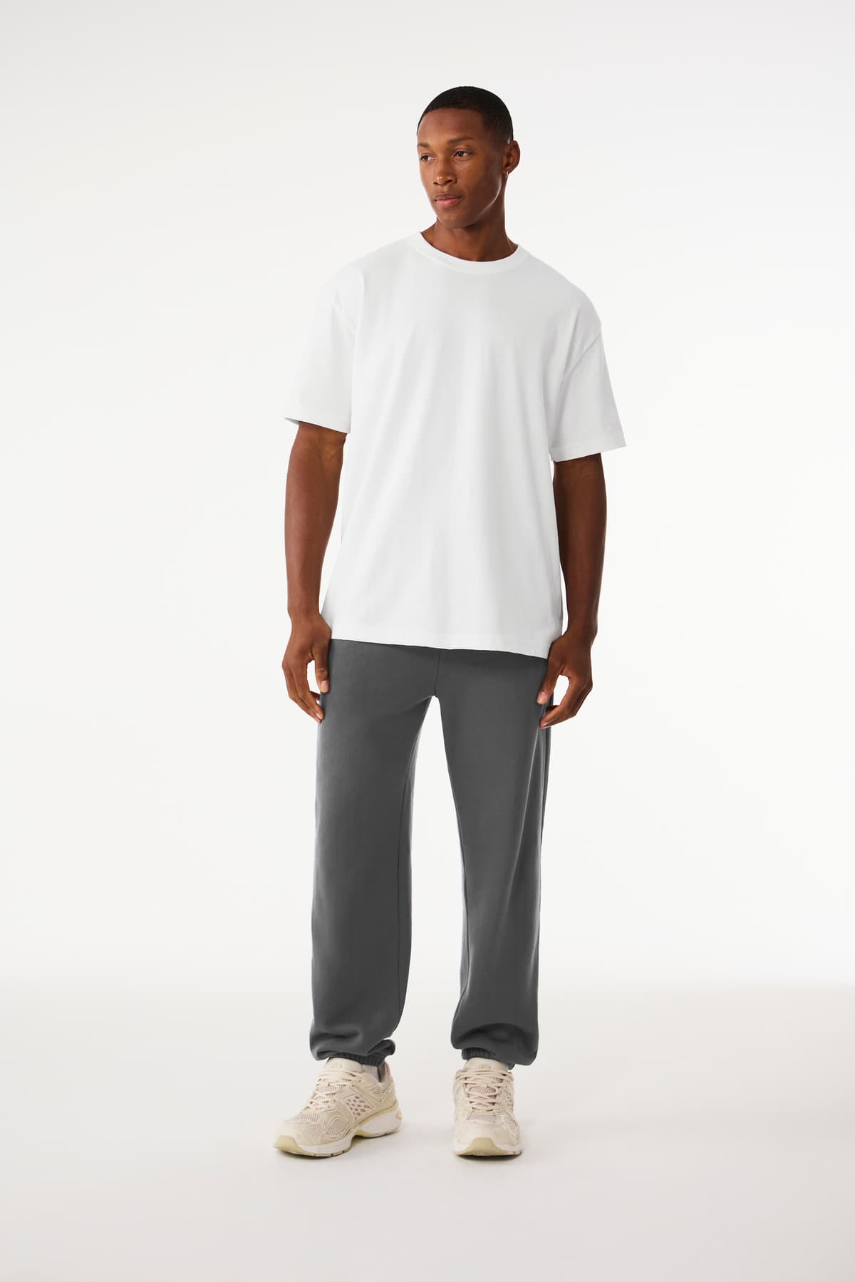 Bella + Canvas BELLA+CANVAS Unisex Sponge Fleece Sweatpant BC3738 in Asphalt